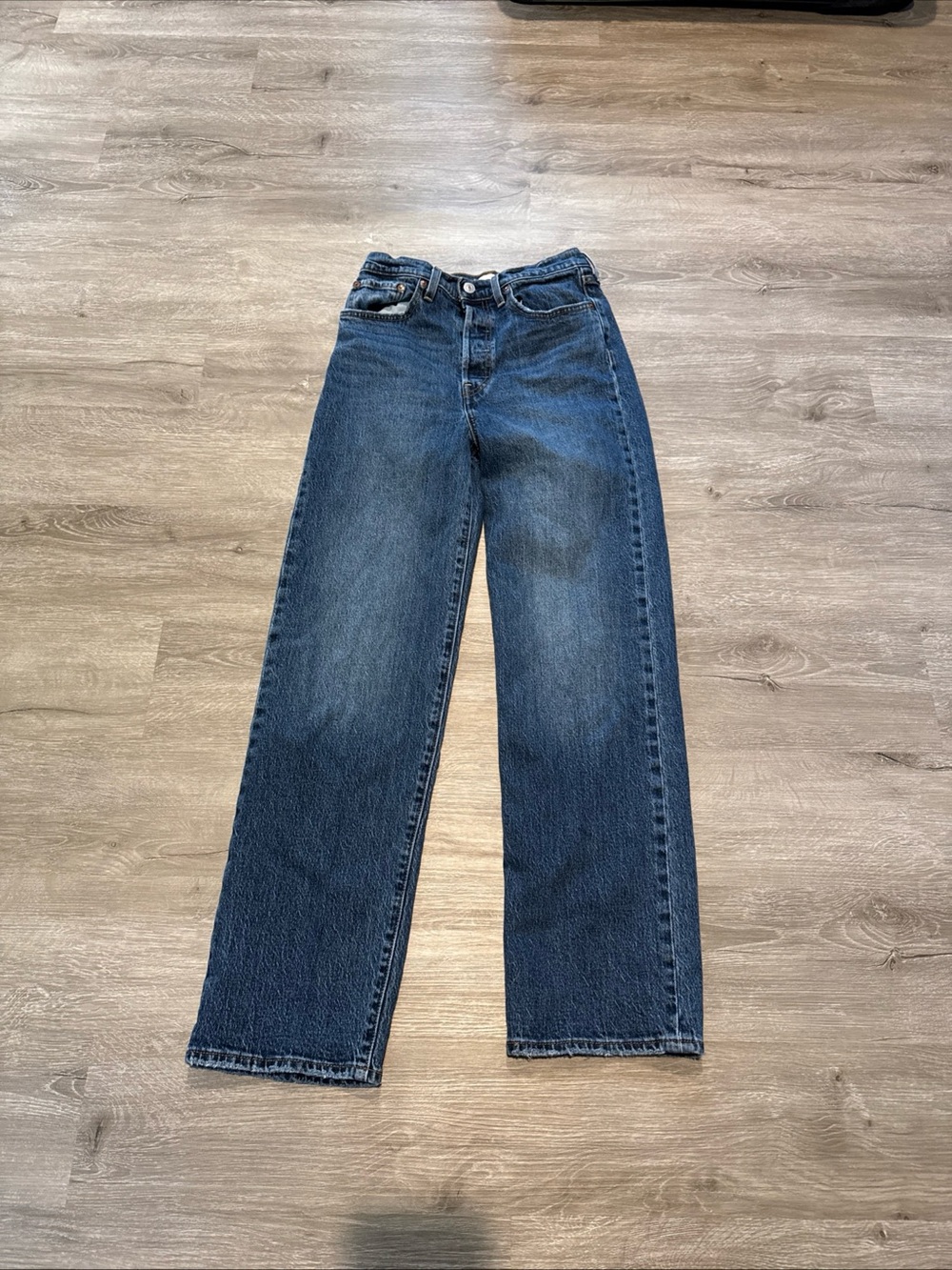 Classic Straight button fly Levi denim Dark Blue Jeans